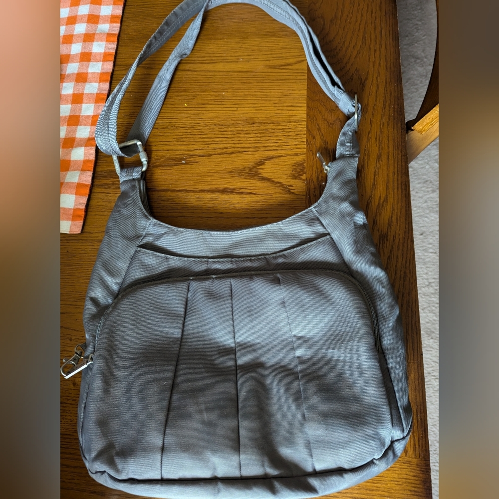 Travelon gray crossbody (anti theft)